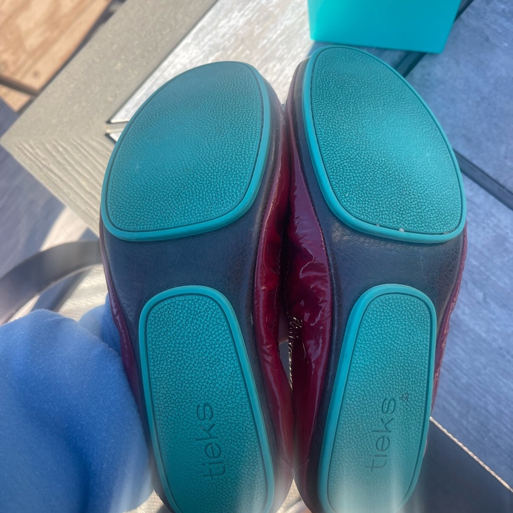 Ruby Red Patent Tieks In Size 8 - image 2